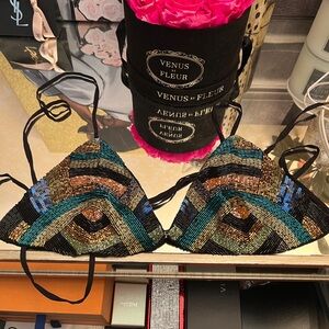 House of Harlow 1960 top with beads